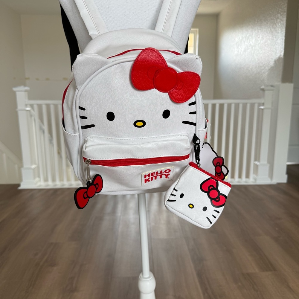 Hello Kitty White and Red Mini Backpack with Bow Accent with Coin Purse Kawaii - Picture 9 of 9